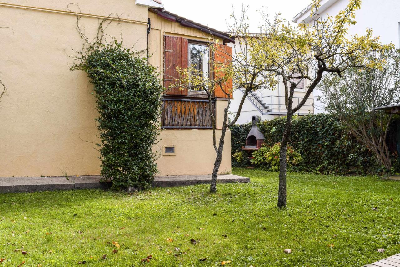 Can Camps Besalu Casa Planta Baja Con Jardin Exteriér fotografie